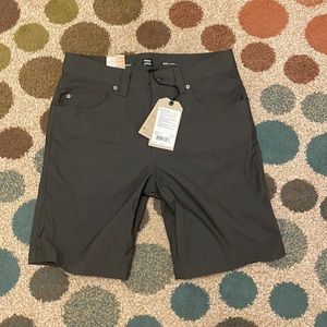 Brand new, tag still on, never worn men’s Prana shorts—Brion Short II